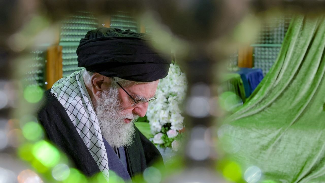 Are Iranian officials scared, why can’t they bury Ali Khamenei yet?