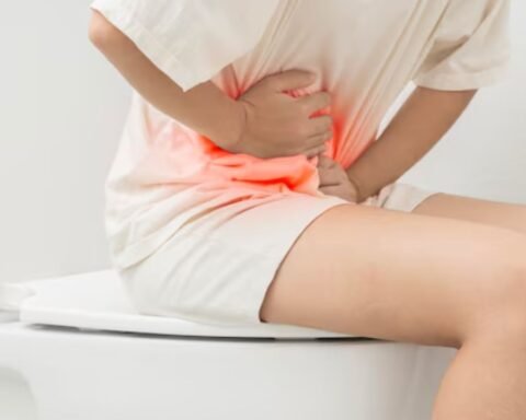 A woman who had to strain in the toilet, forgot for 10 years