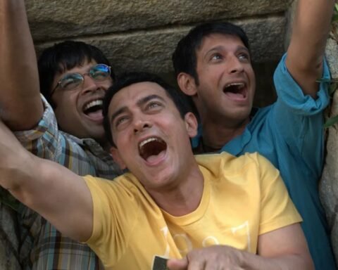 Aamir Announces '3 Idiots 2', Phunsuk Will Play Wangdu Once Again